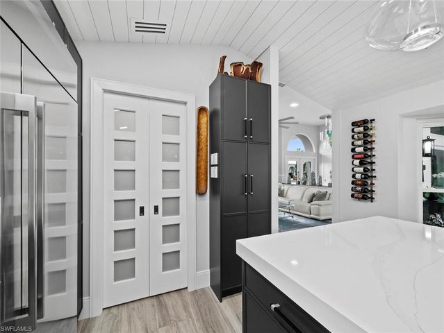 206 Four Knot LN, Osprey, FL 34229