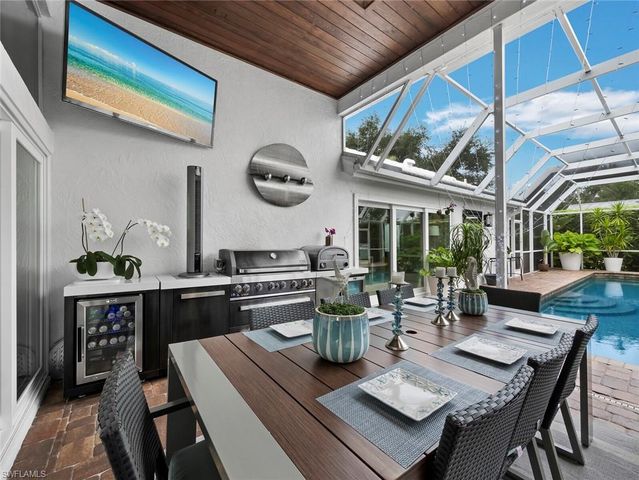 206 Four Knot LN, Osprey, FL 34229
