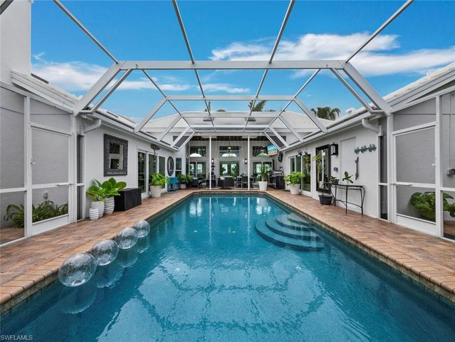206 Four Knot LN, Osprey, FL 34229
