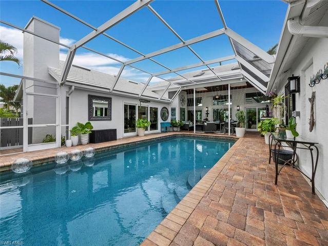 206 Four Knot LN, Osprey, FL 34229