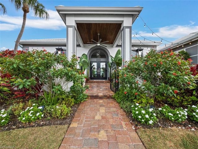 206 Four Knot LN, Osprey, FL 34229