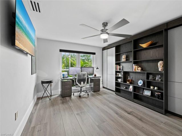 206 Four Knot LN, Osprey, FL 34229