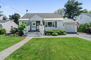 1825 Van Cortland Street, Rotterdam, NY 12303