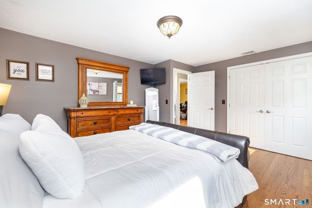 164 Farms Village Road, Rocky Hill, CT 06067