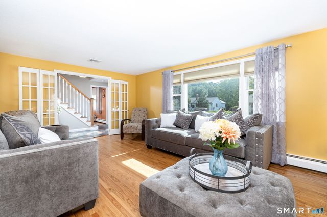 164 Farms Village Road, Rocky Hill, CT 06067