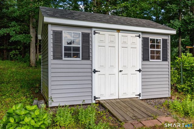 164 Farms Village Road, Rocky Hill, CT 06067