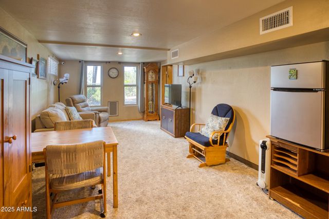 2611 ELLSWORTH Avenue, Show Low, AZ 85901