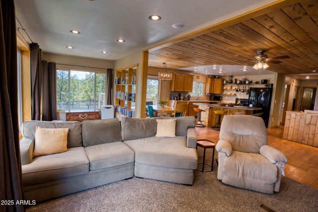 2611 ELLSWORTH Avenue, Show Low, AZ 85901