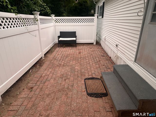 25 Whitewood Road, Killingworth, CT 06419