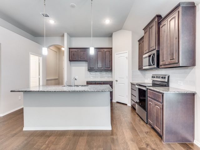 229 Rosemary Drive, Azle, TX 76020