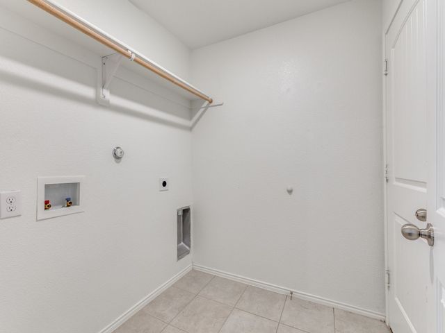 229 Rosemary Drive, Azle, TX 76020