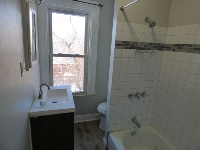 226 Lobinger Ave, N Braddock, PA 15104