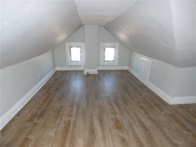 226 Lobinger Ave, N Braddock, PA 15104