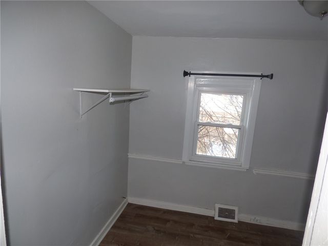 226 Lobinger Ave, N Braddock, PA 15104