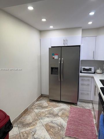 3701 N Country Club Drive 706, Aventura, FL 33180