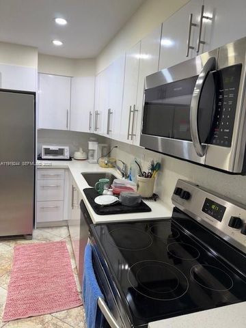 3701 N Country Club Drive 706, Aventura, FL 33180
