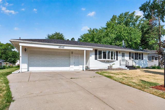 4949 Virginia Avenue N, New Hope, MN 55428
