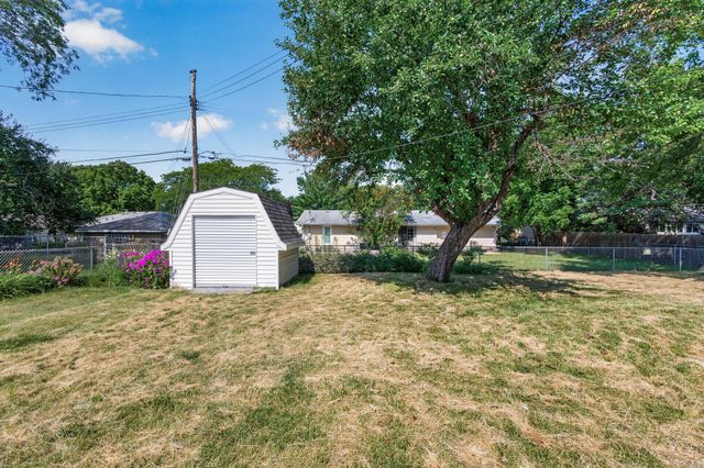 4949 Virginia Avenue N, New Hope, MN 55428
