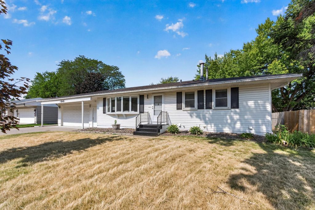 4949 Virginia Avenue N, New Hope, MN 55428