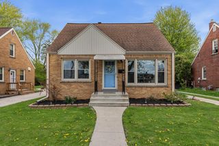 3810 N 88th STREET, Milwaukee, WI 53222