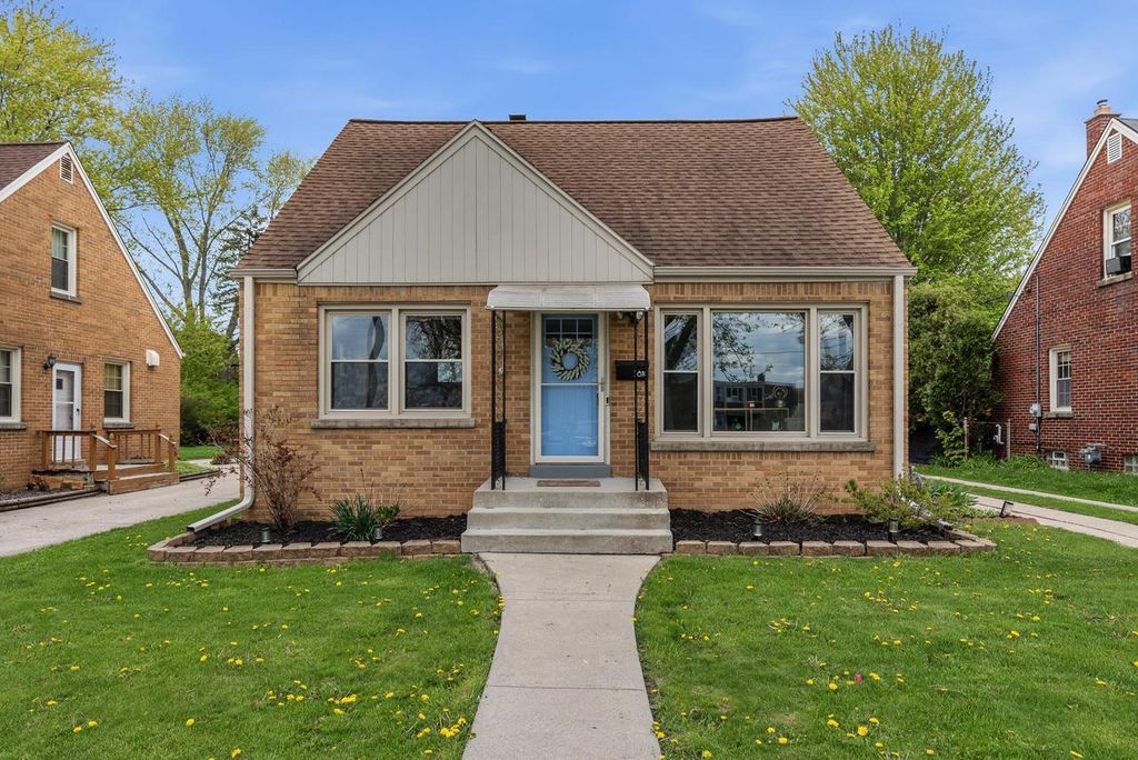 3810 N 88th STREET, Milwaukee, WI 53222