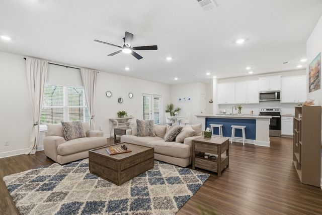 7224 Riverview Road, Navarre, FL 32566