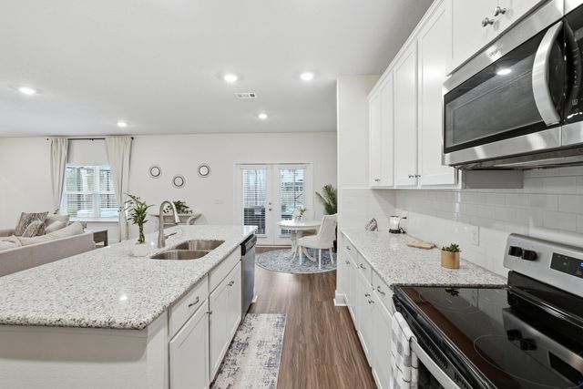 7224 Riverview Road, Navarre, FL 32566