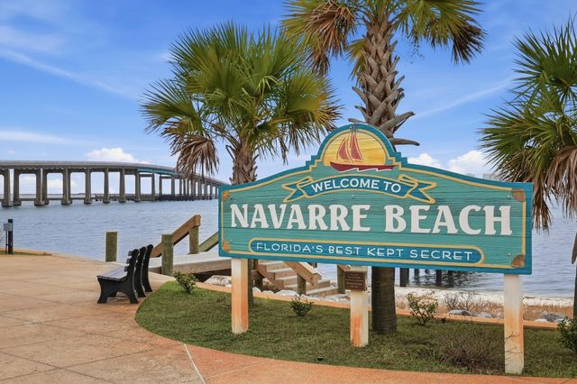 7224 Riverview Road, Navarre, FL 32566