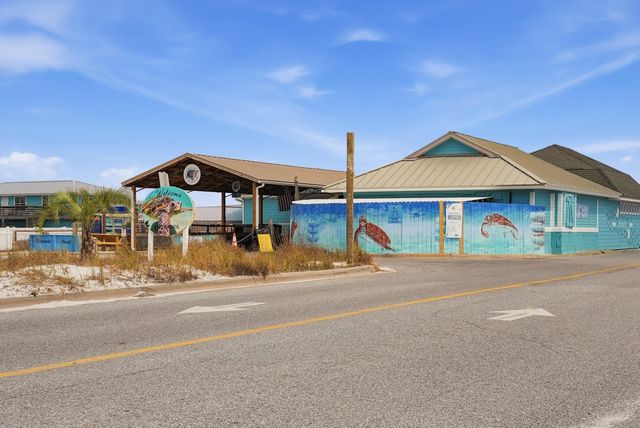 7224 Riverview Road, Navarre, FL 32566