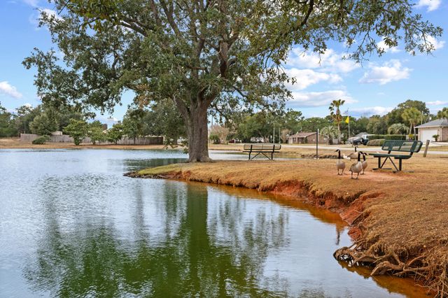 7224 Riverview Road, Navarre, FL 32566