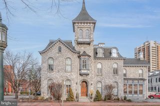 407 N FRONT ST, Harrisburg, PA 17101