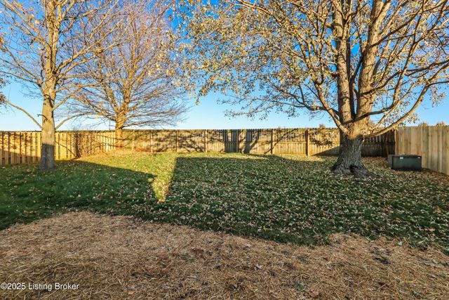 4107 Northumberland Dr, Louisville, KY 40245