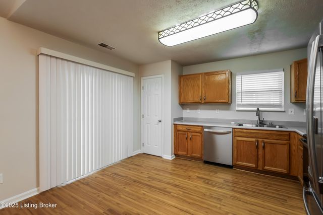 4107 Northumberland Dr, Louisville, KY 40245