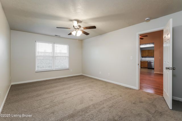 4107 Northumberland Dr, Louisville, KY 40245