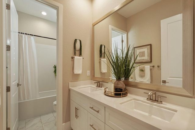 2931 Concerto Ct, Lodi, CA 95242