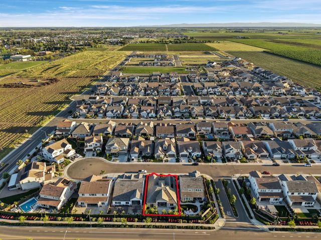 2931 Concerto Ct, Lodi, CA 95242