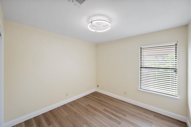 7009 Bentley Avenue, Fort Worth, TX 76137