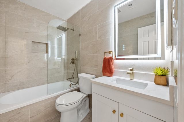 7009 Bentley Avenue, Fort Worth, TX 76137