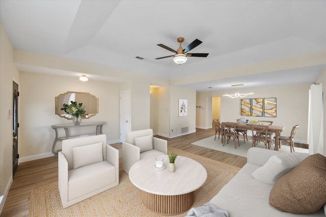 7009 Bentley Avenue, Fort Worth, TX 76137