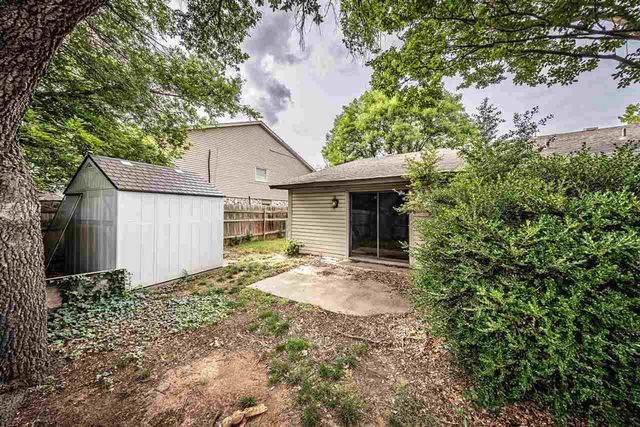 5602 NW Rebecca Ter, Lawton, OK 73505