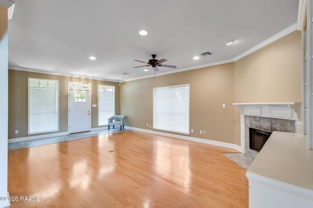 401 Cobblestone Road, Lafayette, LA 70508