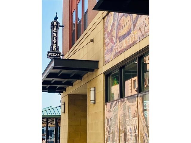 270 4th Street 402, Saint Paul, MN 55101