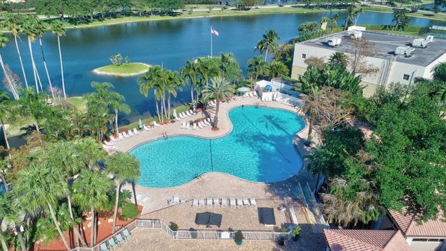 10410 PLAZA CENTRO, Boca Raton, FL 33498