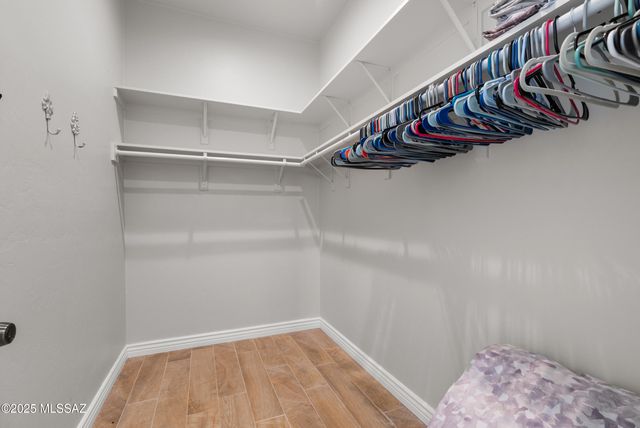 231 Premio Court, Rio Rico, AZ 85648