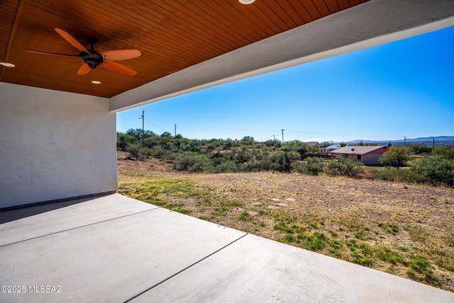 231 Premio Court, Rio Rico, AZ 85648