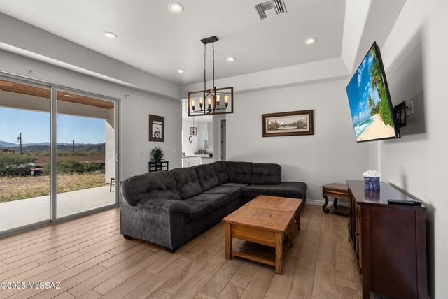 231 Premio Court, Rio Rico, AZ 85648