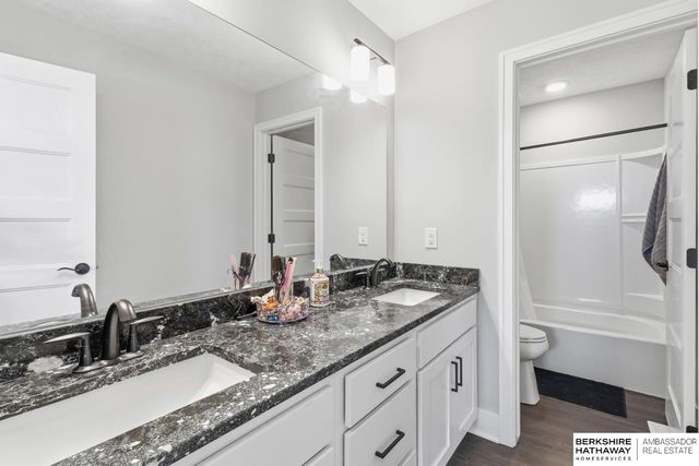 1908 N Kara Way, Fremont, NE 68025