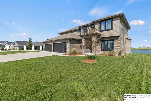 1908 N Kara Way, Fremont, NE 68025