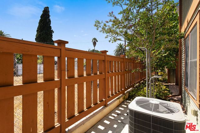 2317 Scarff Street B, Los Angeles, CA 90007