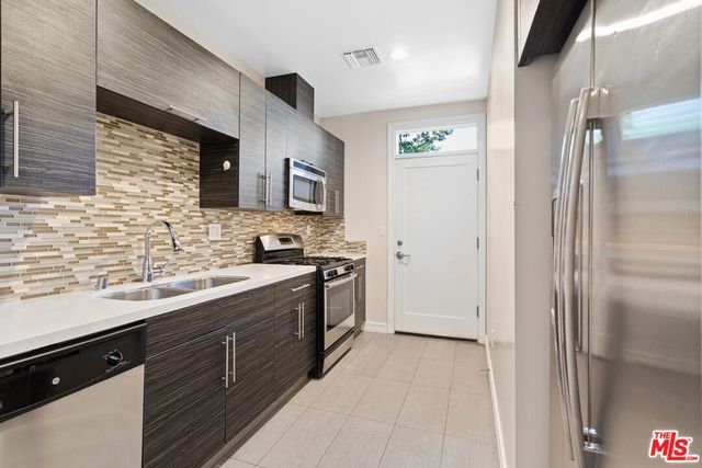 2317 Scarff Street B, Los Angeles, CA 90007